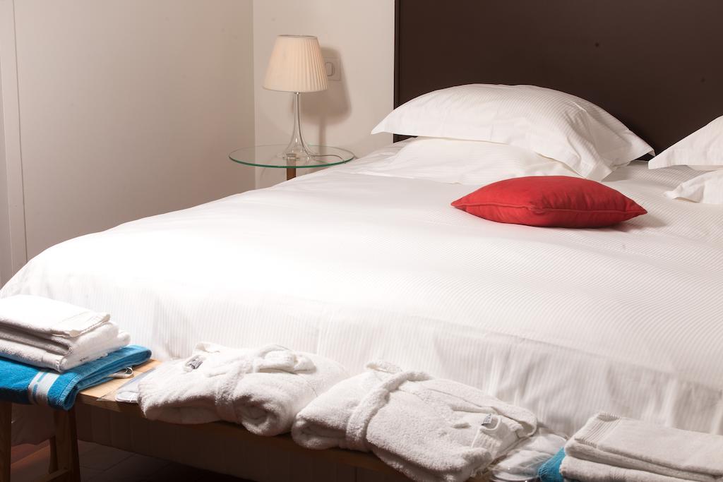 Hotel Les Cinq Sens Du Chateau Mayne Lalande Castelnau-de-Médoc Pokój zdjęcie
